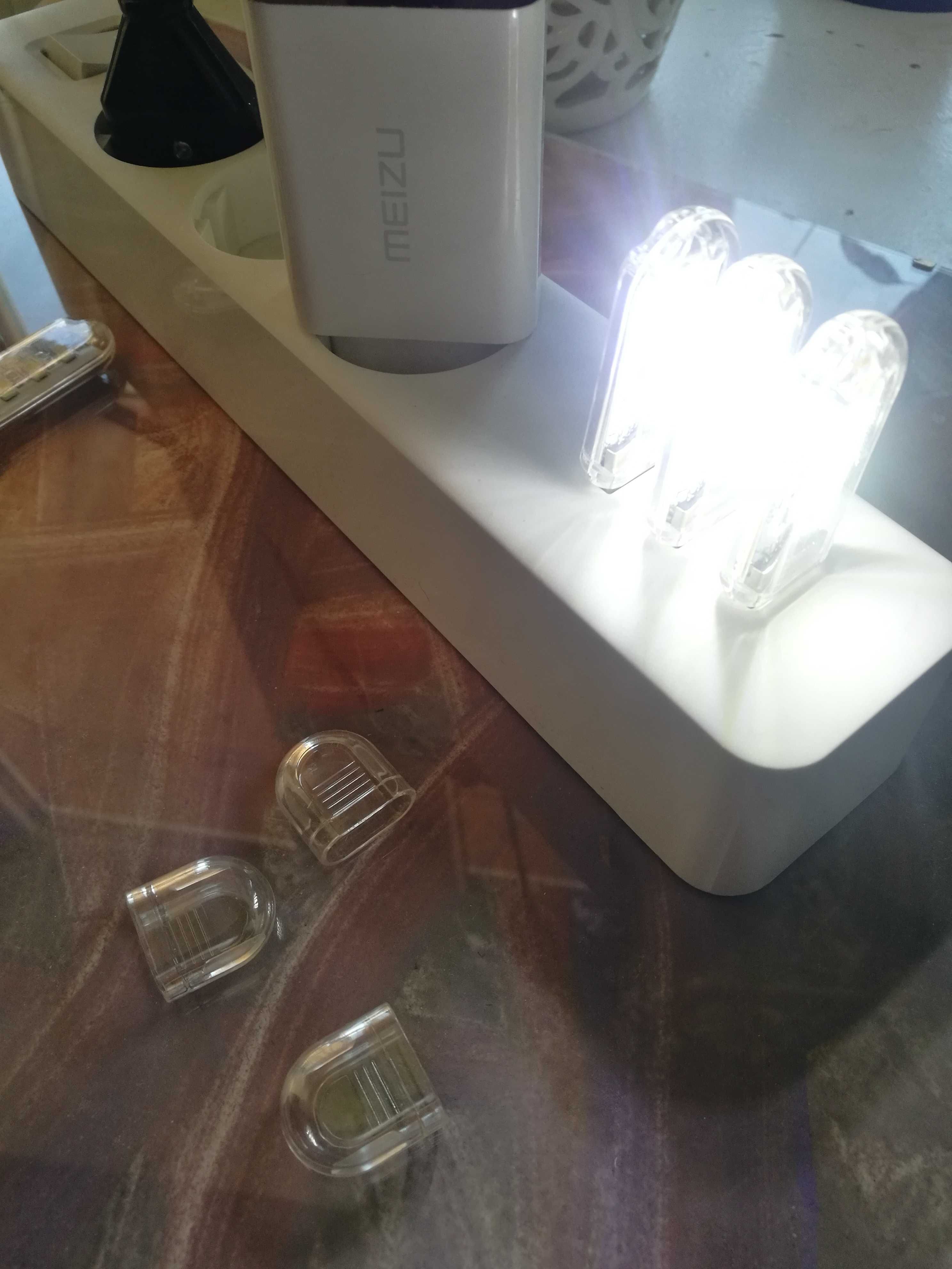 LED світильник USB, ліхтарик на 3 діоди. Нічник.