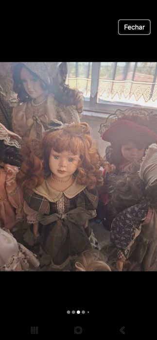 Bonecas em porcelana