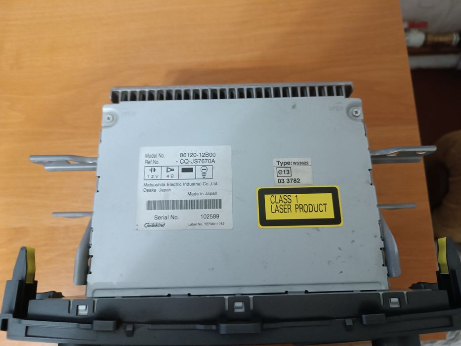 Продаю Магнітолу рідну(Заводську) з Toyota Corolla