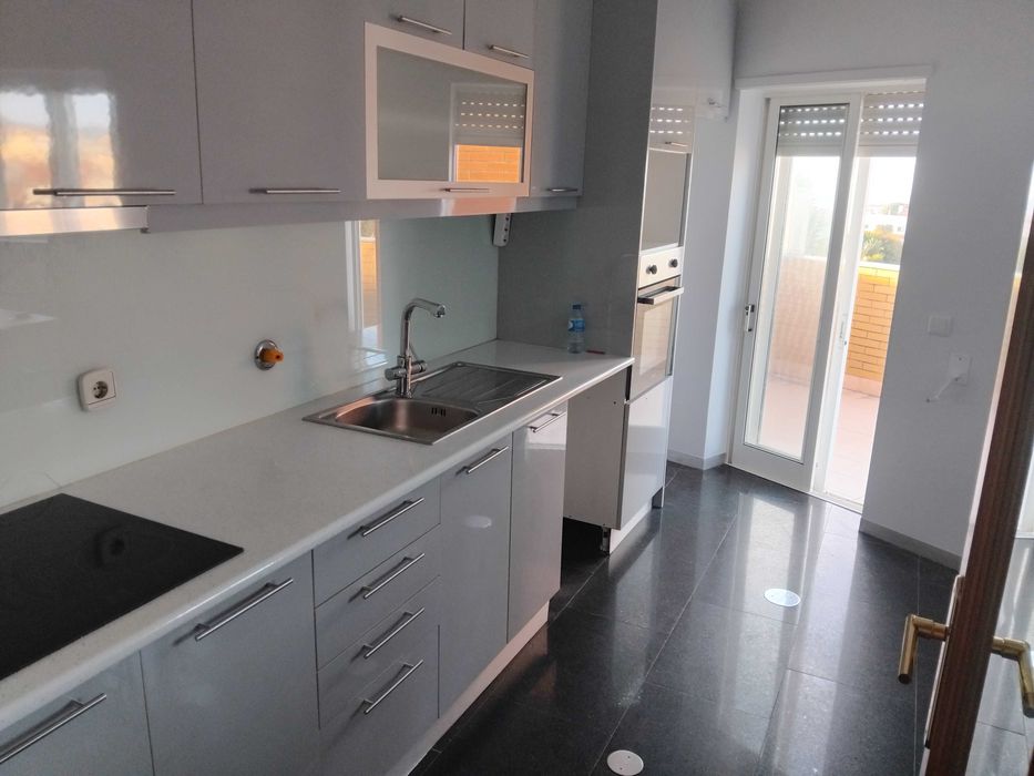 Apartamento T1 (praia de Francelos) com piscina