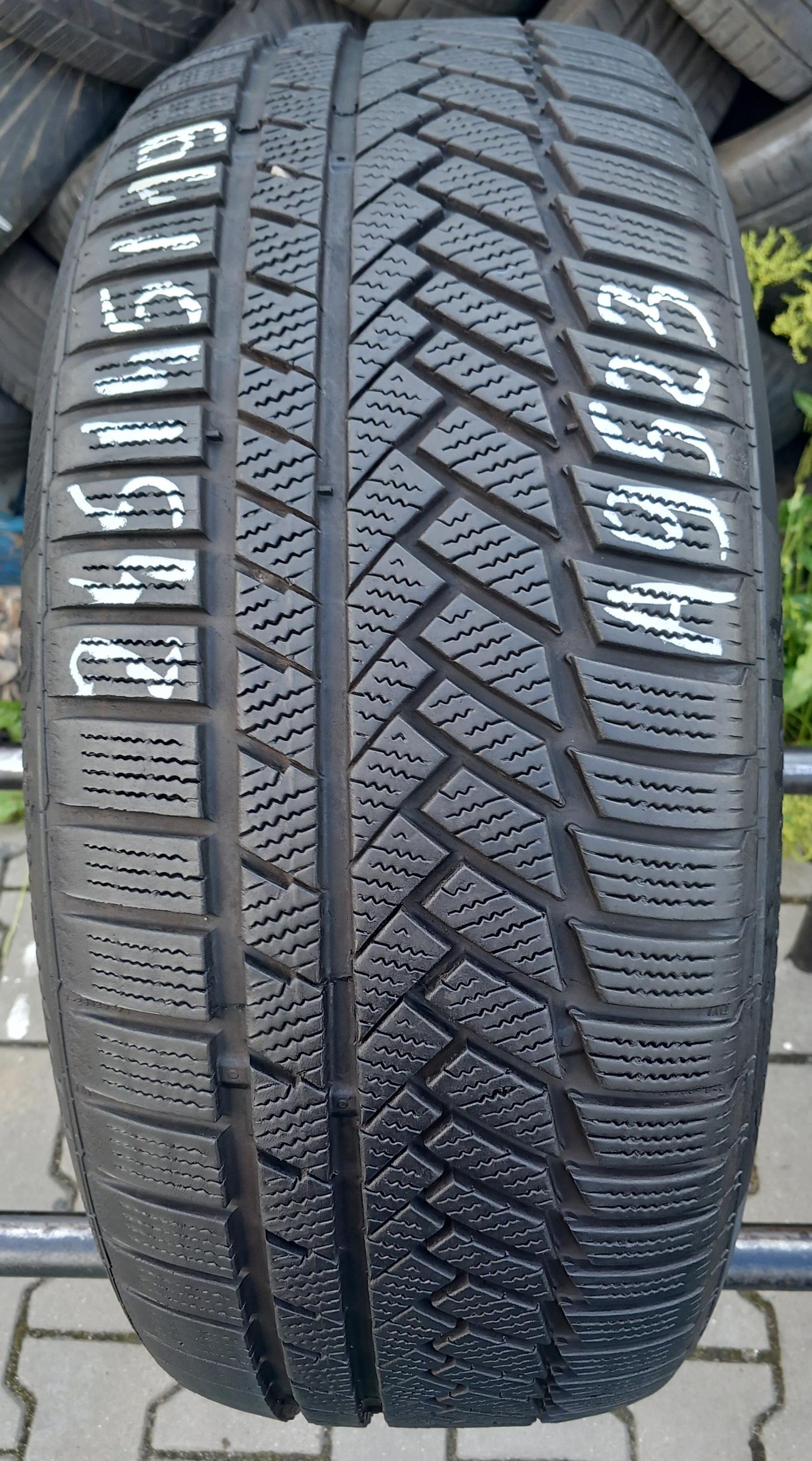 245/45/19 Continental Winter Contact TS850P AO 102V
