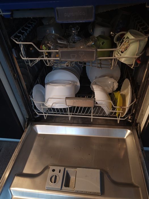 Посудомийна машина вбудована Pyramida DWN 6014