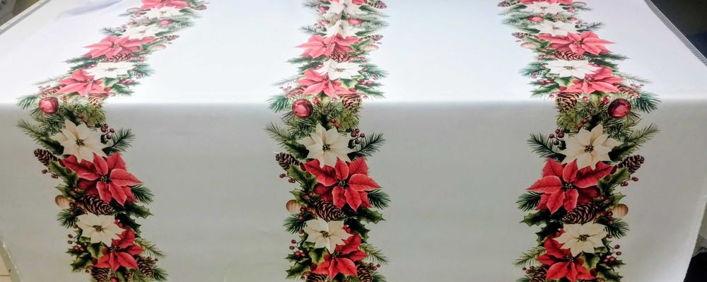 Obrus świąteczny Boże Narodzenie choinki 140x200 3 wzory