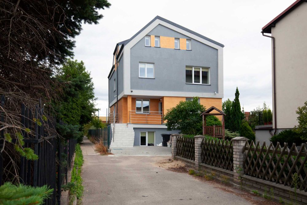 Pokój do wynajęcia ul. Asesora – spokojna okolica, szybki dojazd!