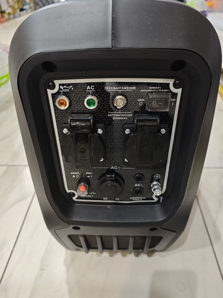 Продам інверторний генератор Forte FG2000i