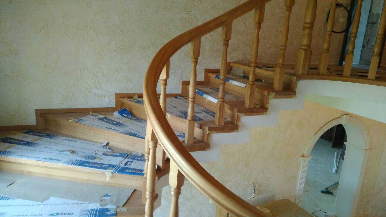 Виготовлення сходів з дуба та ясеня .Обшивка бетонних сходів .