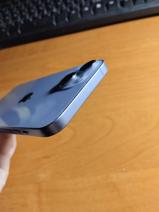 айфон 14 плюс заблокований