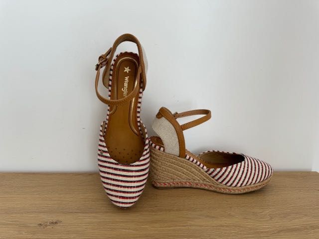 Espadryle/sandały na koturnie Wrangler, rozm. 40, beż w paseczki, nowe