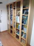 Estante para livros  e outros artigos em ótimo estado