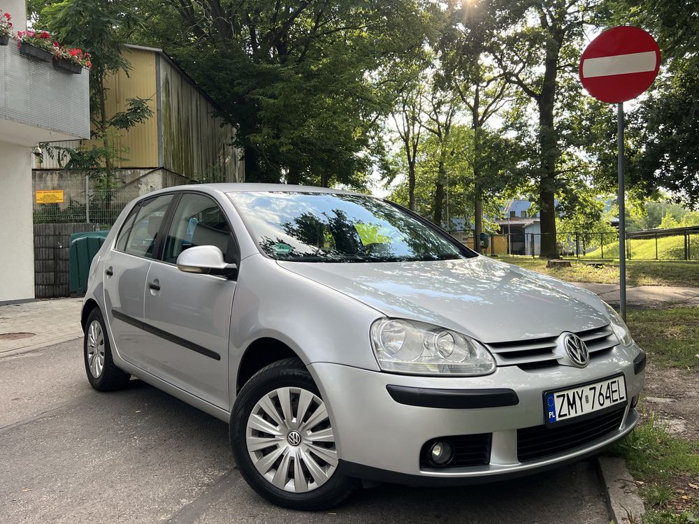 VW Golf 5 1.4 MPI 75KM 2005R Klimatyzacja 5 Drzwi Zarejestrowany w PL