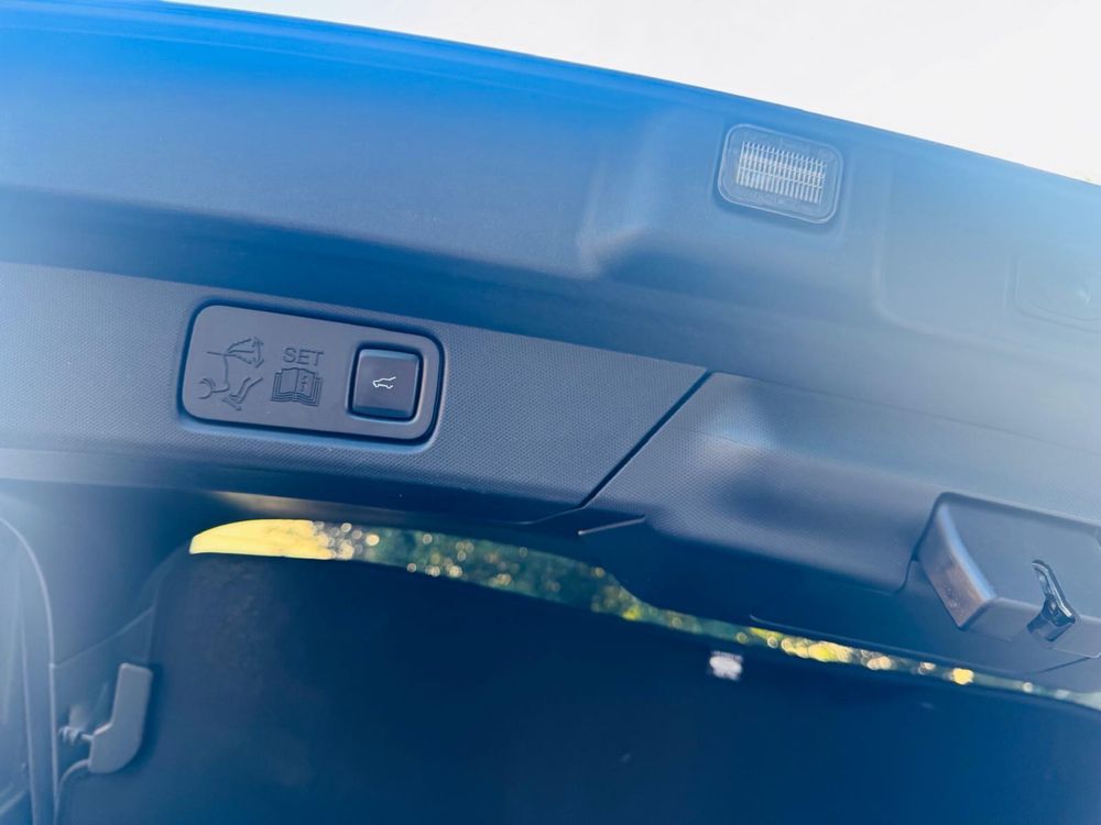 Ford mustang mach e 2022