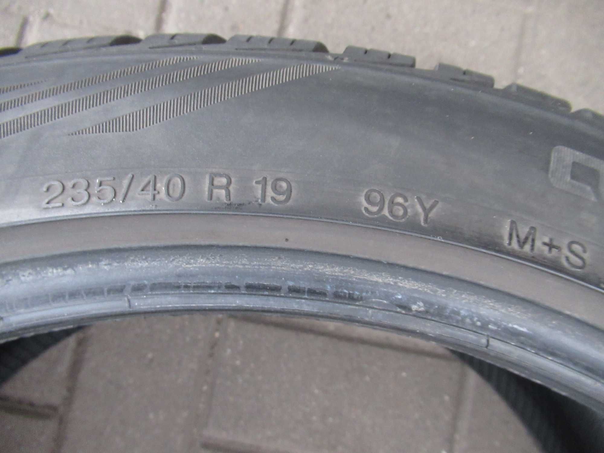 1x  opona 235/40/19 Vredestein Quatrac pro 96Y
