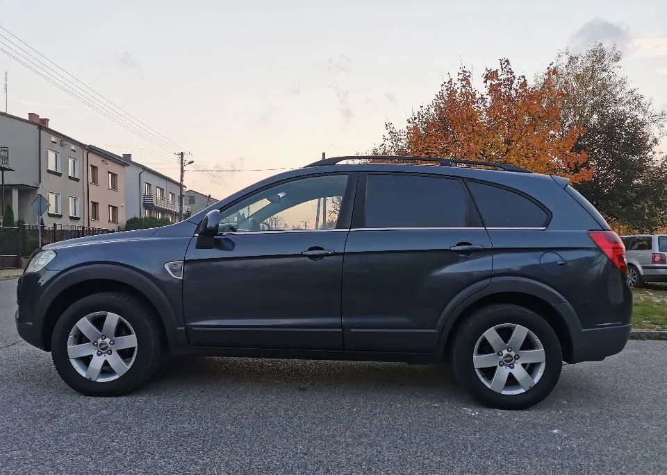 Chevrolet Captiva LT 2007 2.4 ГБО 4x4