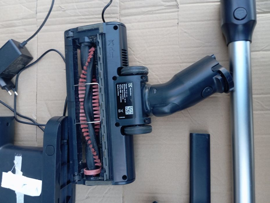 Акумуляторний пилосос Electrolux EP71AB14UG