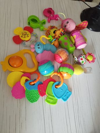 Іграшки для немовлят