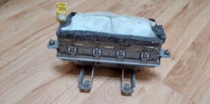 Подушка безопасности для машины мицубиси Mitsubishi