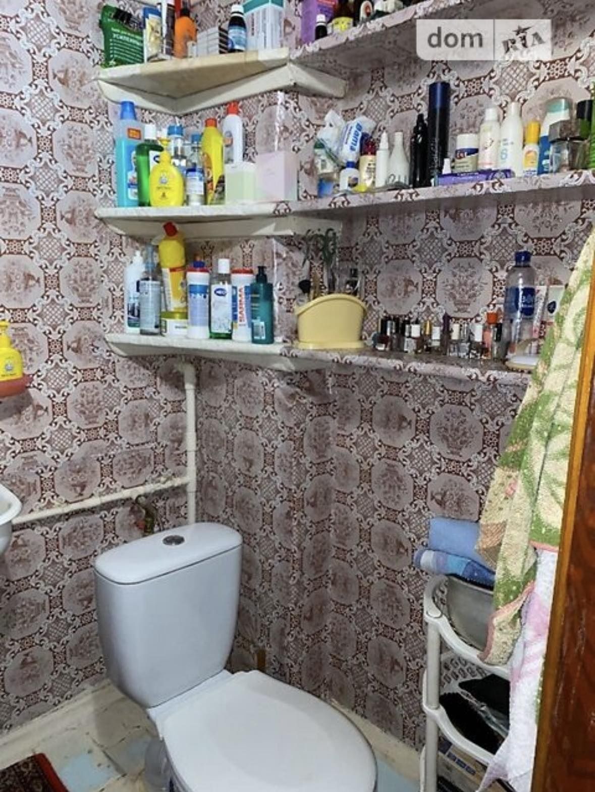 Продається  1-кімнатна квартира  ЦЕНТР.
