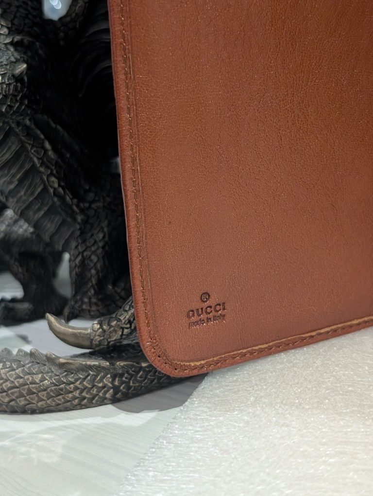 GUCCI iPad чохол, новий, 10-11 дюймів