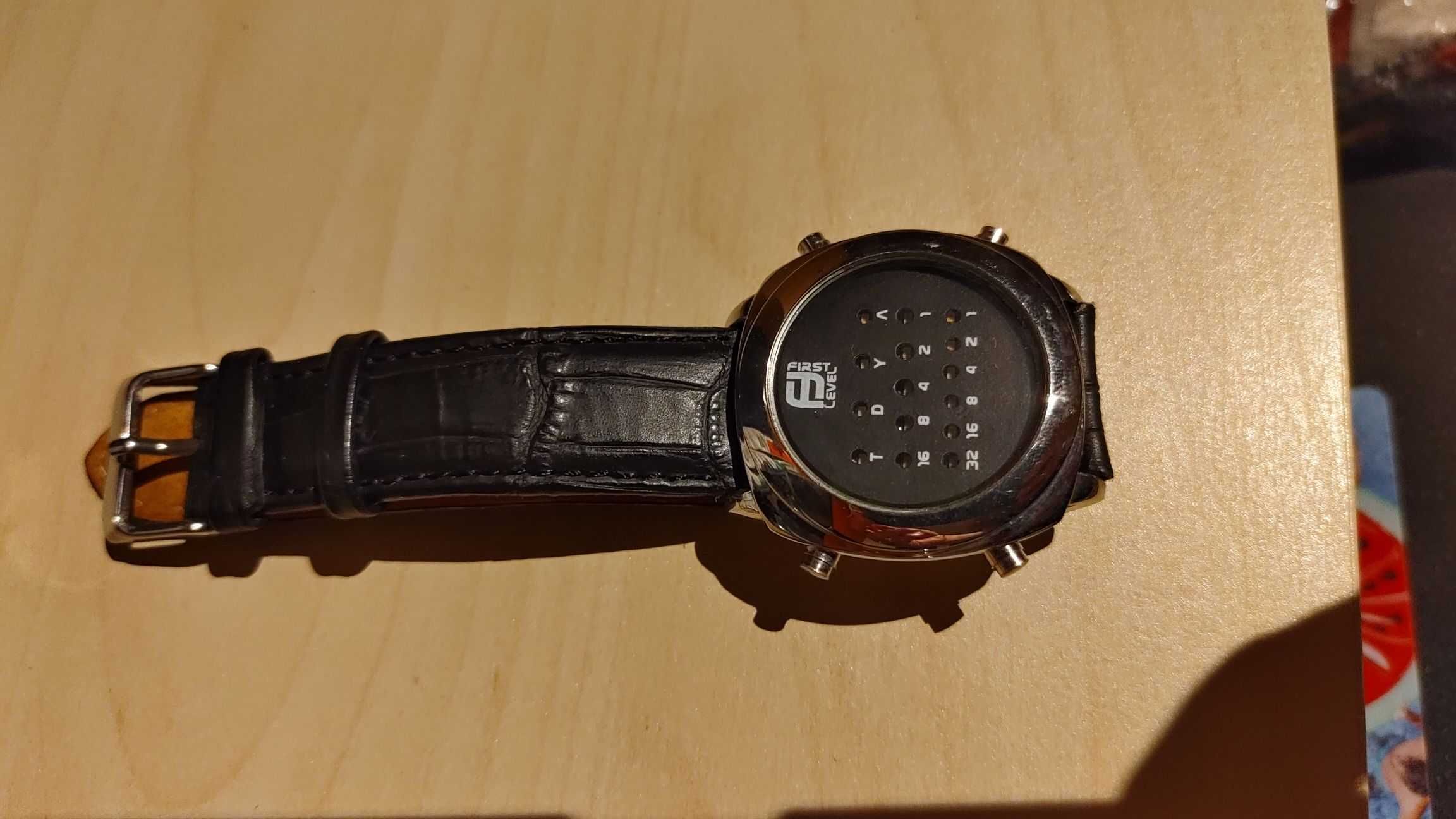 First Level Germany zegarek binarny, z tarczą binarną, skórzany pasek