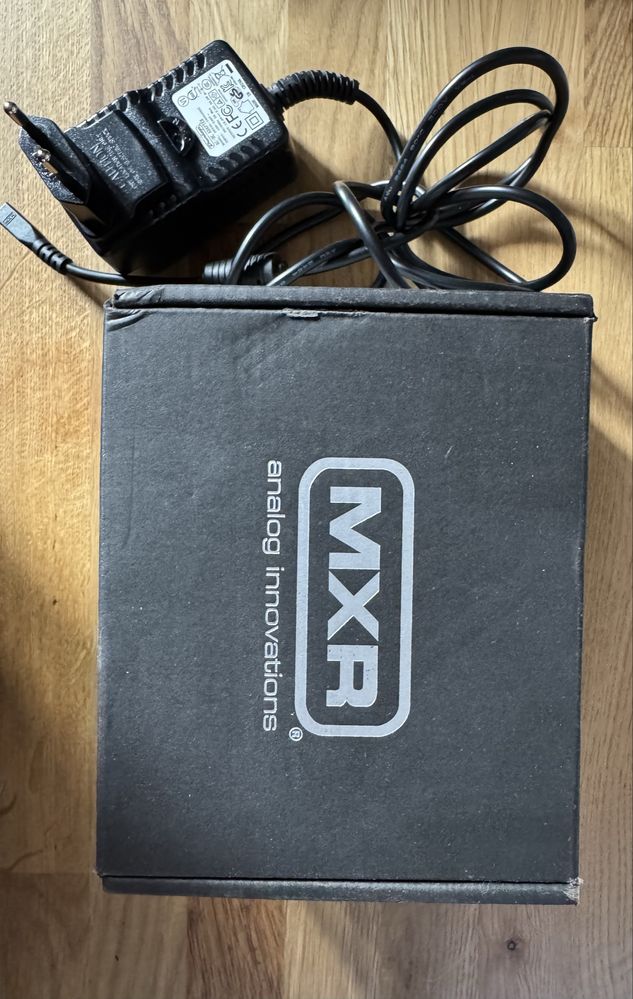 Zasilacz do efektów MXR Iso-Brick