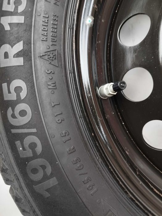 2024R j.NOWE 195/65R15 ZIMOWE 5x114,3 oryginał TOYOTA Corolla e21