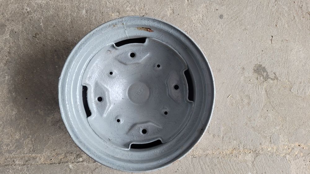 Felgi stalowe do fiata 126, "maluch"