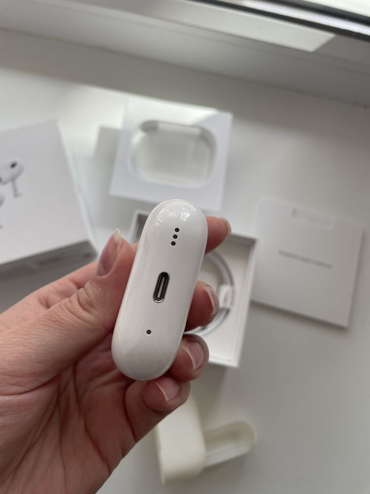 Навушники apple airpods 2 pro самі останні