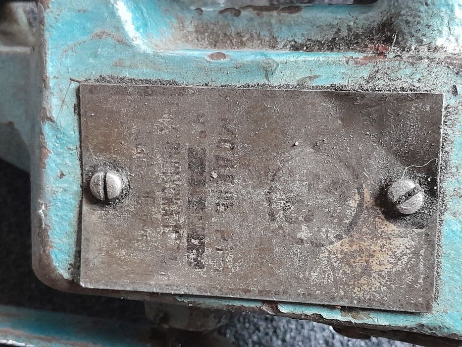 Продам ручне точило.