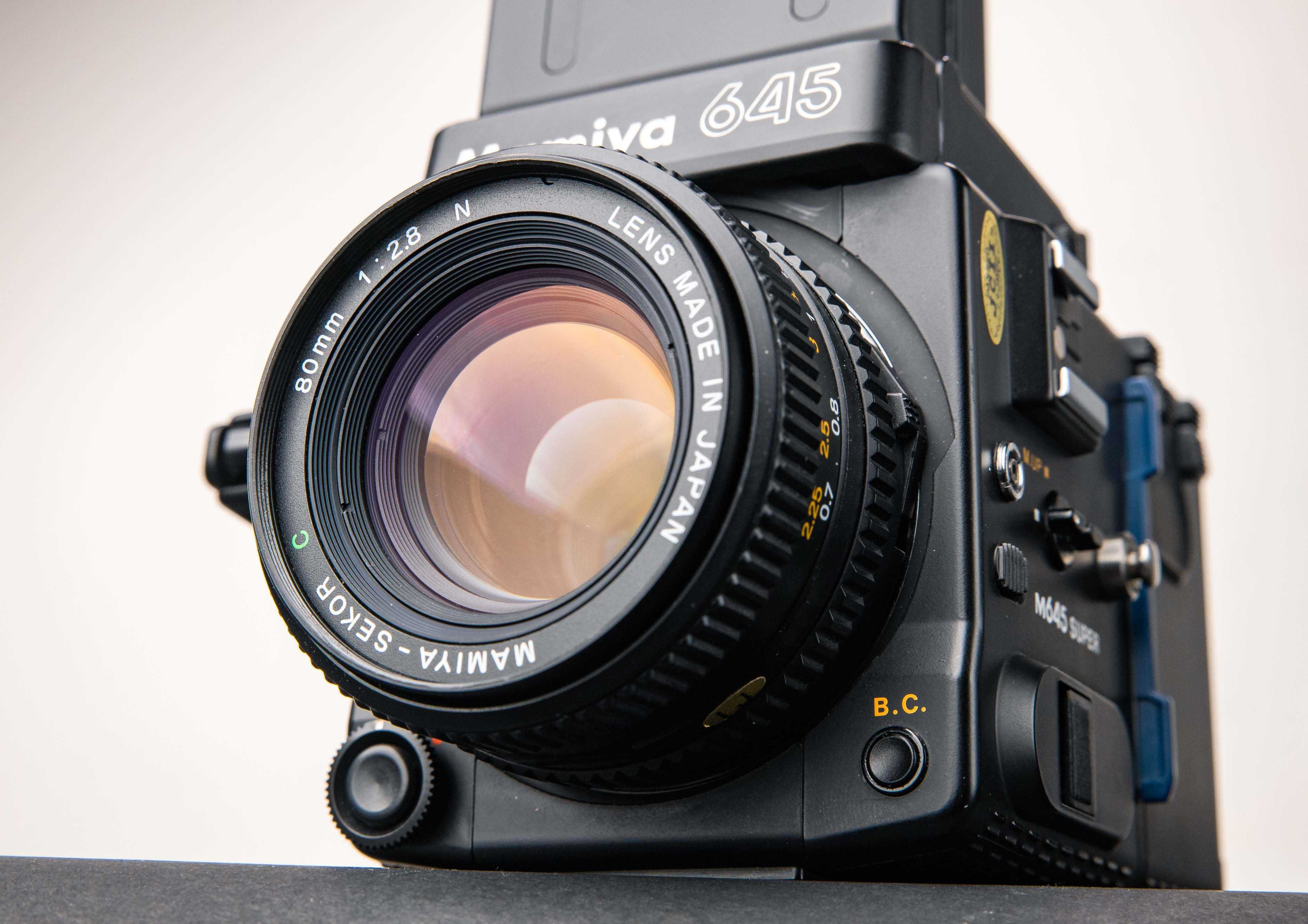 Плівкова камера Mamiya 645 Super, об'єктив Sekor C 80mm 2.8 N, ШАХТА