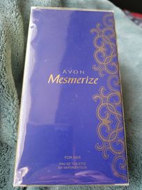 Woda toaletowa Mesmerize NIEBIESKA dla Niej 50 ml Avon