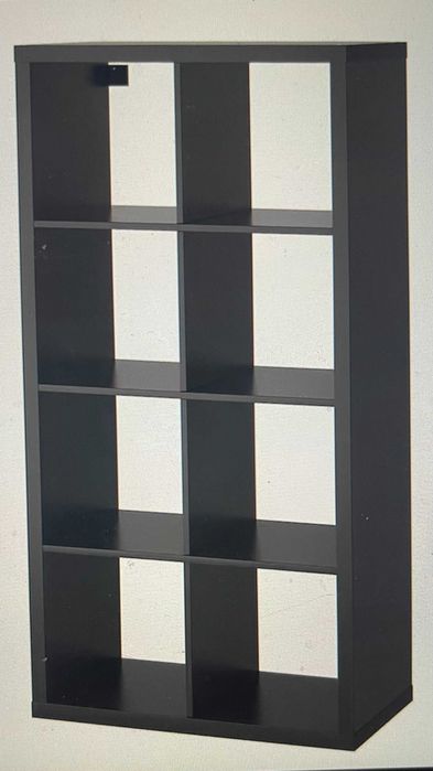 Estante preta super prática