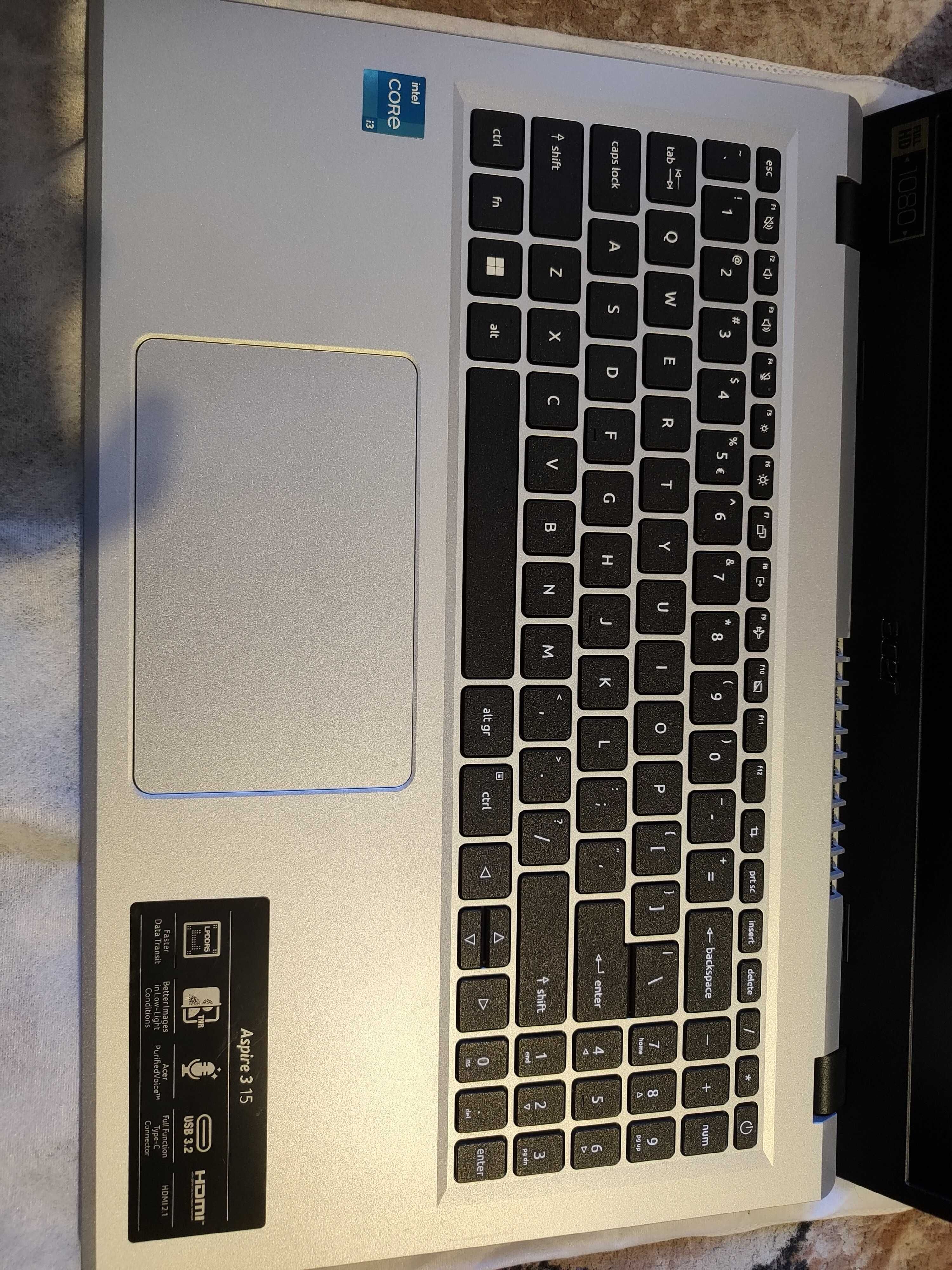 Laptop Acer Aspire 3 Srebrny. Windows 11.