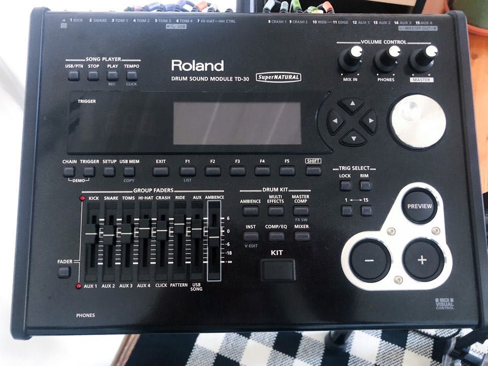 Bateria Roland TD-30 KSE (Special Edition) + extras