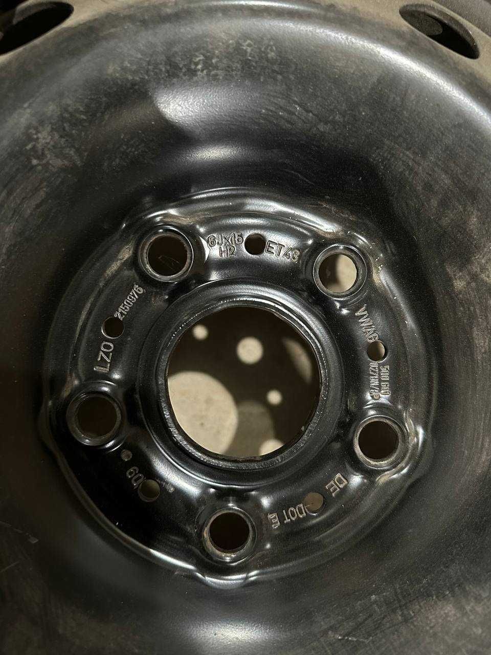 Диски автомобільні оригінал VW R15 PCD5x112 ET43