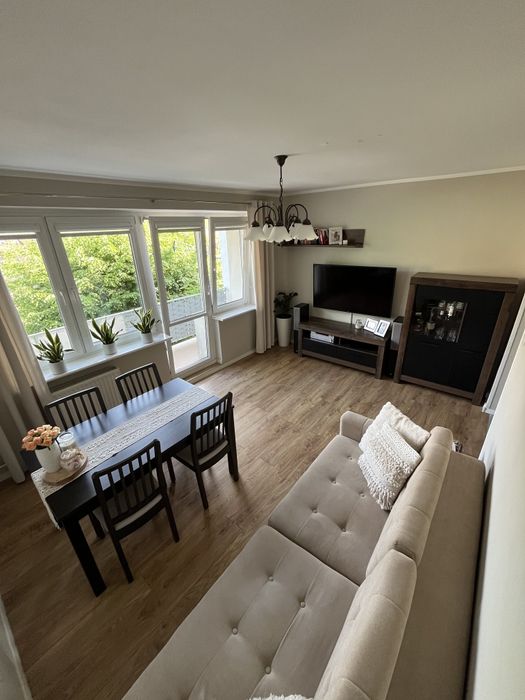 Umeblowane 2 - pokojowe mieszkanie + miejsce postojowe