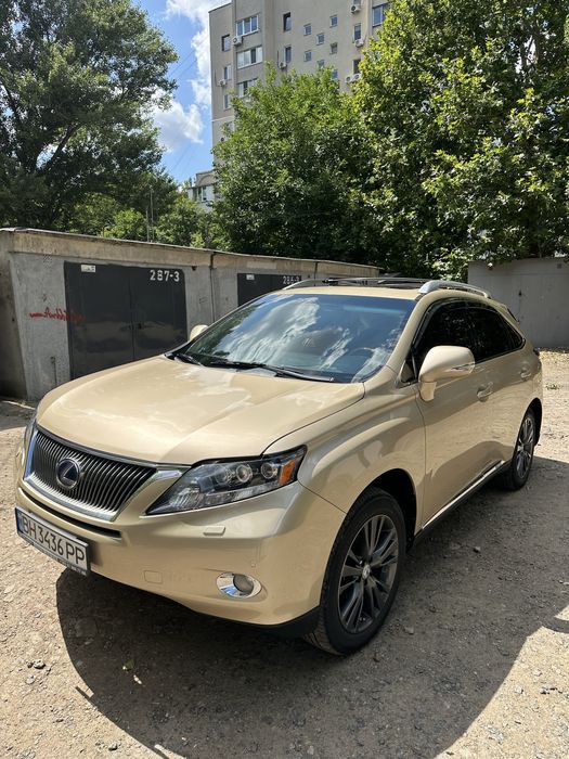 Продам Lexus RX450h
