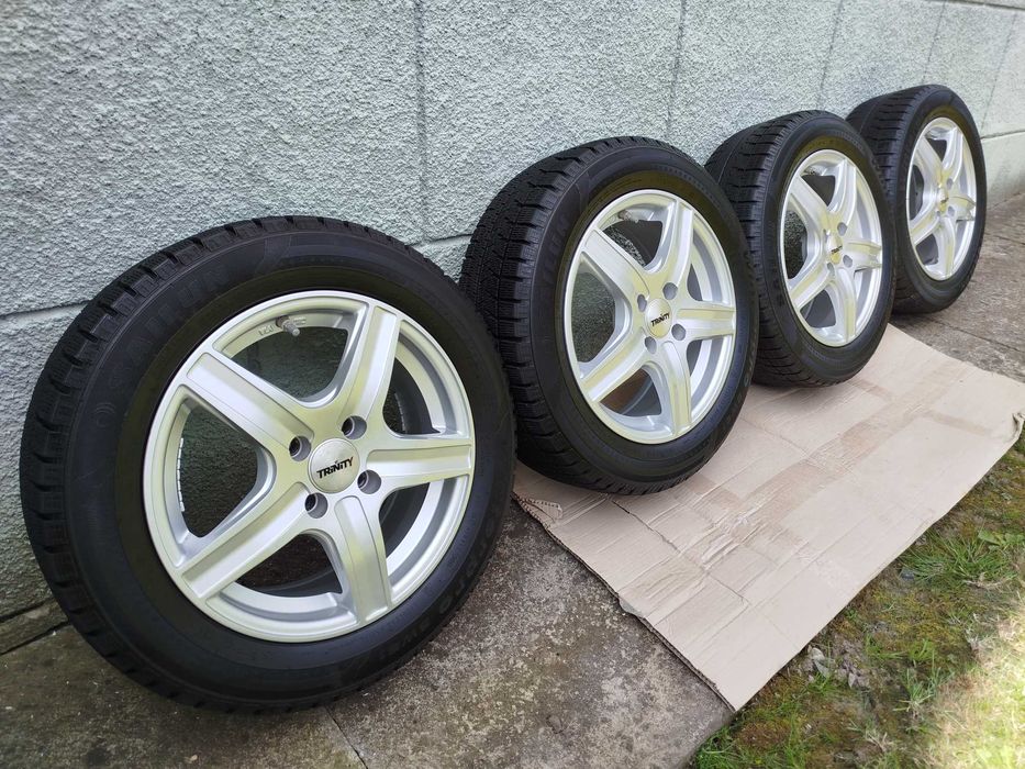 Диски TRINITY R15 4/100 Датчики Тиску Шини Sailun 185/60 R15 *ЗИМА*