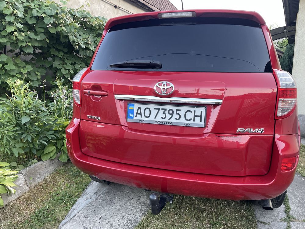 Toyota RAV4, 2.2 DCat, A/T, 2011