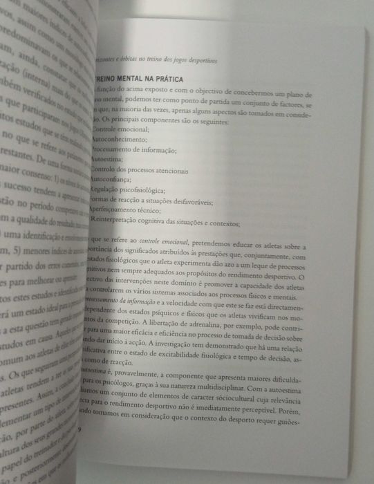 Horizontes e órbitas no treino dos jogos desportivos,de Júlio Garganta