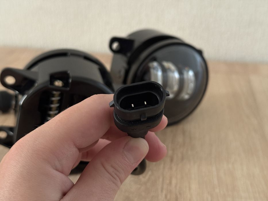 Противотуманки LED туманки Renault Nissan Subaru Ford Mitsubishi Honda