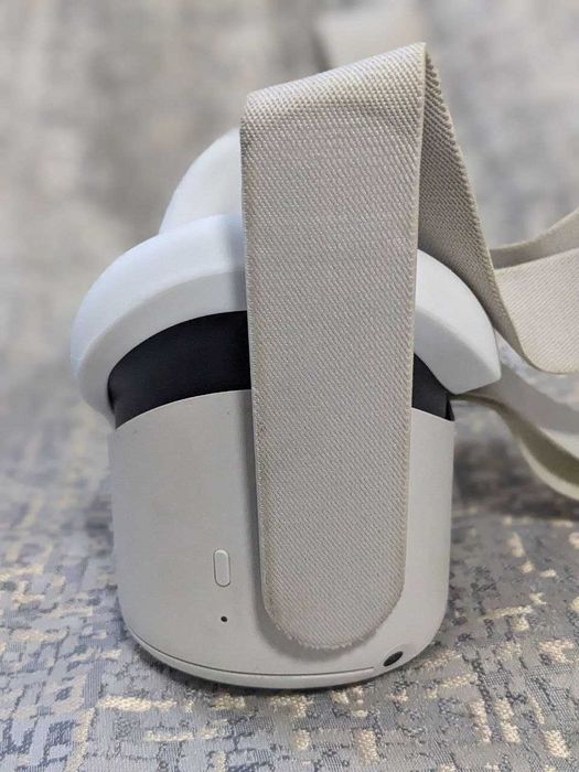 VR-гарнитура Meta Oculus Quest 2 128 Гб KW49CM
