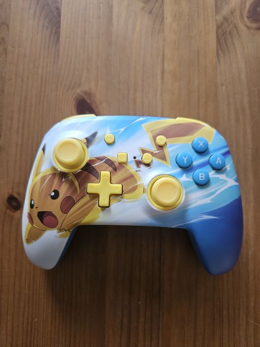 Pad do konsoli Nintendo Switch /PIKACHU/