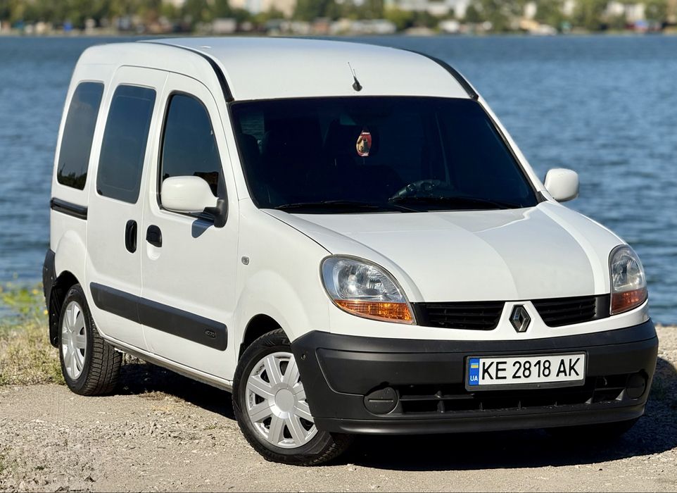 Renault Kangoo 1.5 K9K дизель пассажир