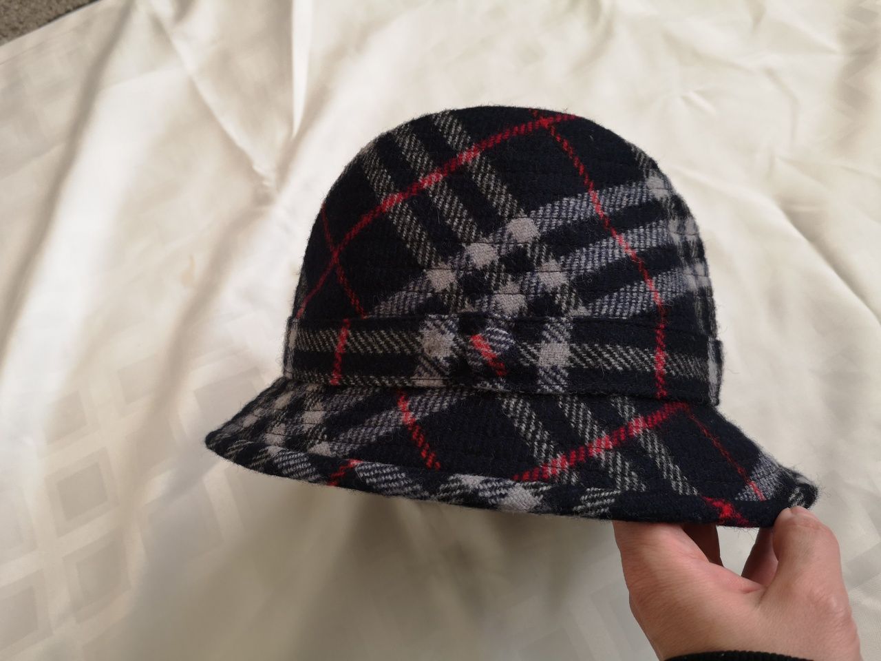 Burberry Burberrys vintage czapka kapelusz wełna wełniana krata w krat