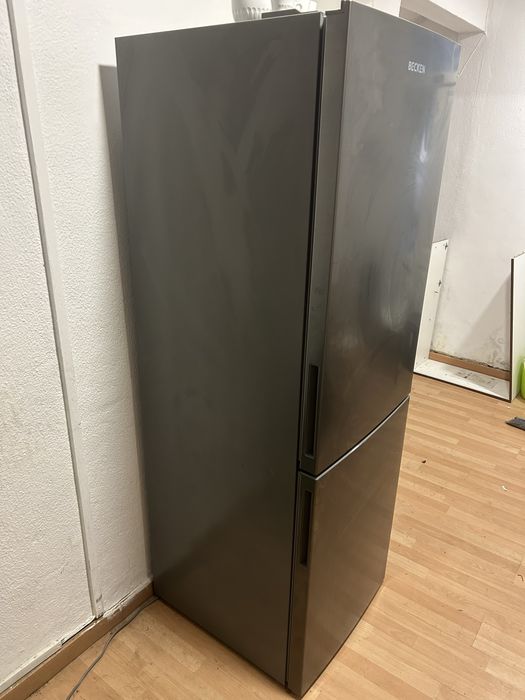 Vendo frigorifico + ar condicionado portatil 9000BTU