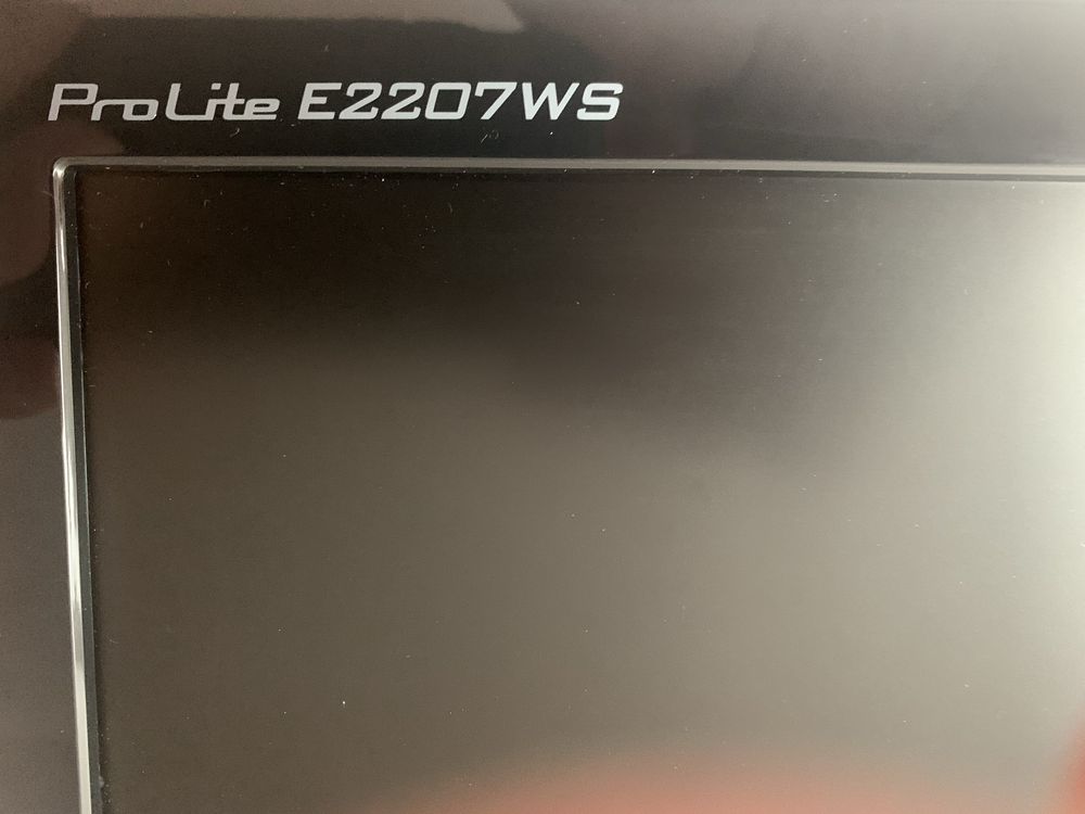 Monitor Iyama ProLite 22 cale model E2207 WS