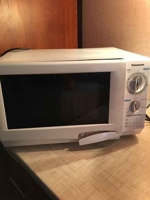 Мікрохвилюва пічь