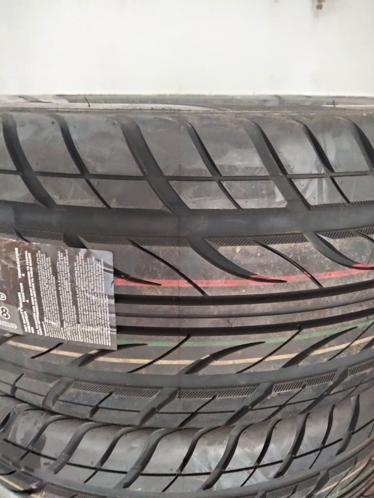 Pneus Novos R16 e R18