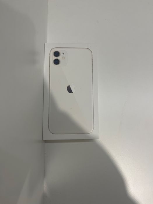 sprzedam Iphone 11 128GB.