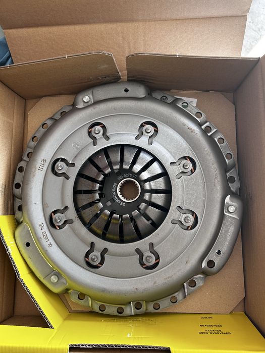 Комплект зчеплення 624 3092 09. Віваро, трафік 2.0 бен. Сцепление